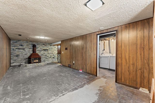 2331 108th Avenue NW, Coon Rapids, MN 55433