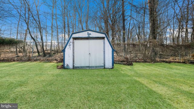 1454 KINGSLEY DR, Warminster, PA 18974