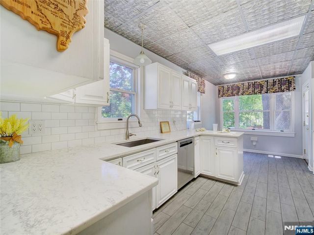 521 Belleville Avenue, Glen Ridge, NJ 07028