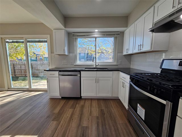 1418 Hyridge CIR, Round Rock, TX 78664