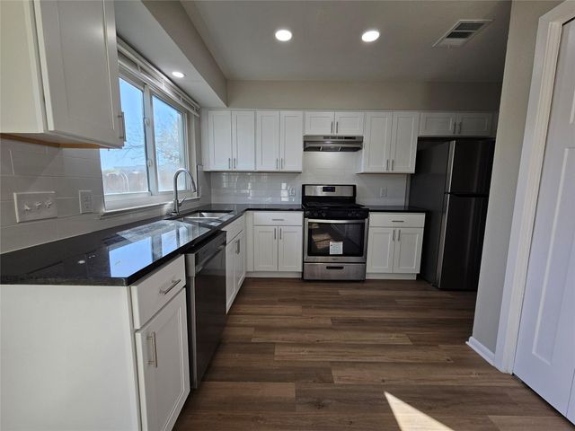 1418 Hyridge CIR, Round Rock, TX 78664