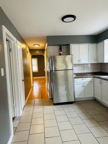 3850 W 81ST Street, Chicago, IL 60652