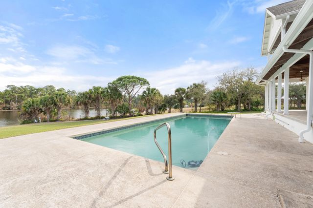 10125 SW Green Ridge Lane Lane, Palm City, FL 34990