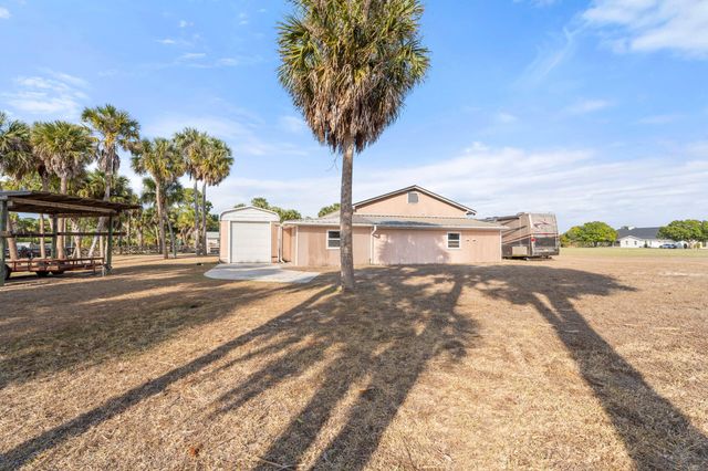 10125 SW Green Ridge Lane Lane, Palm City, FL 34990