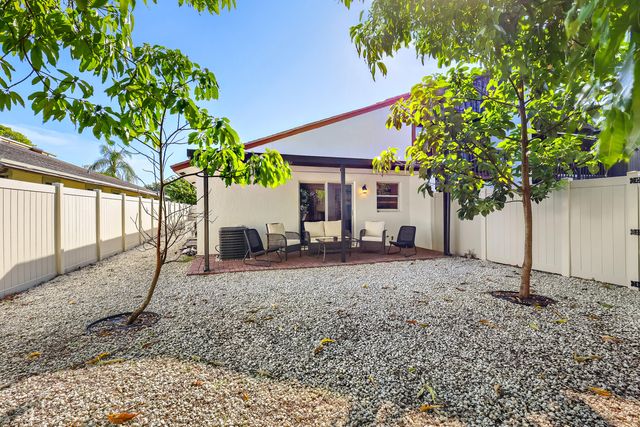 1231 The 12th Fairway, Wellington, FL 33414