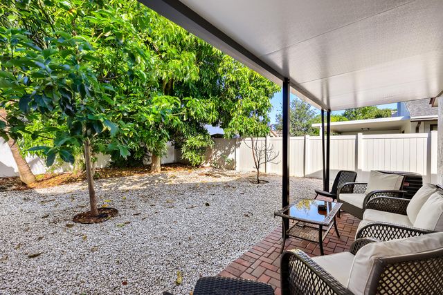 1231 The 12th Fairway, Wellington, FL 33414