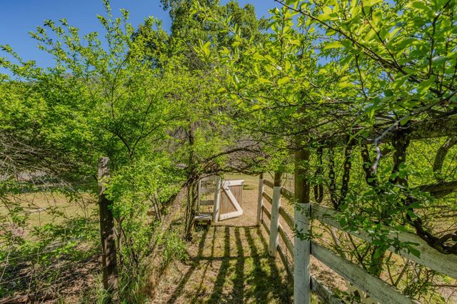 15205 Bunker Hill Rd, Amador City, CA 95601