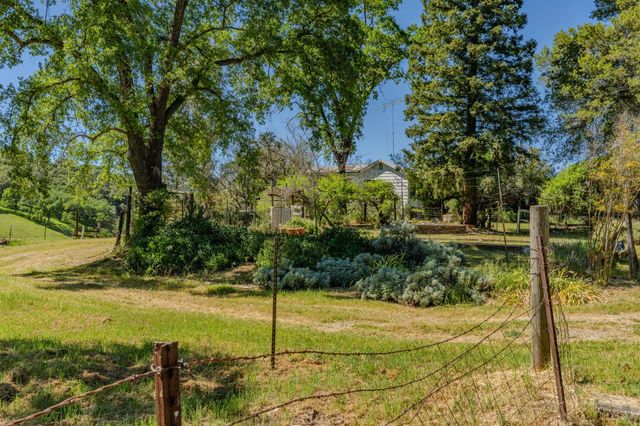 15205 Bunker Hill Rd, Amador City, CA 95601
