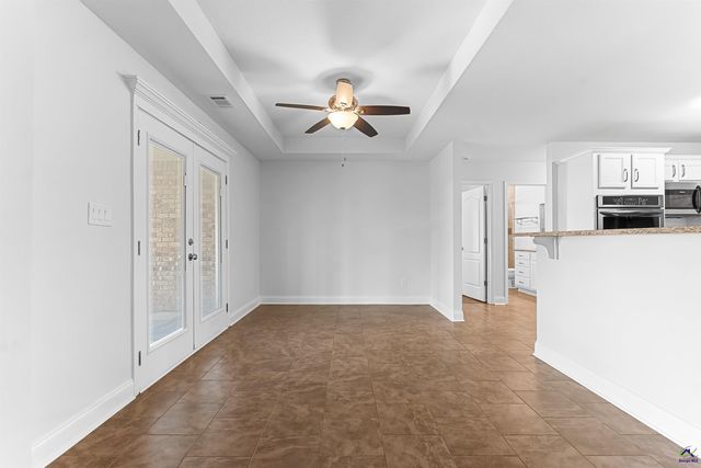 403 Lamplight Drive, Byron, GA 31008