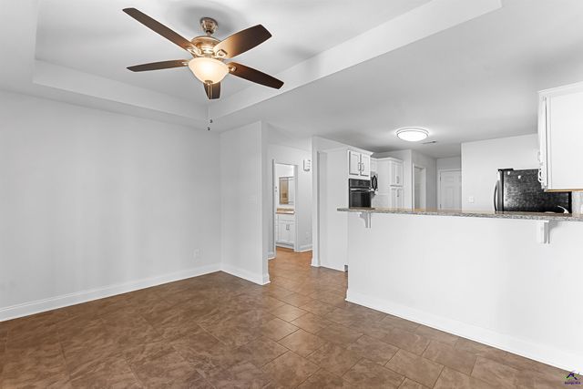 403 Lamplight Drive, Byron, GA 31008