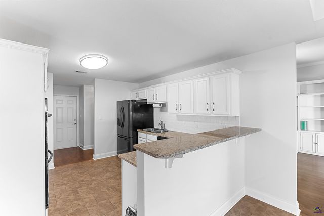 403 Lamplight Drive, Byron, GA 31008