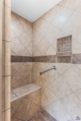 403 Lamplight Drive, Byron, GA 31008