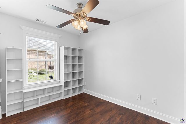 403 Lamplight Drive, Byron, GA 31008