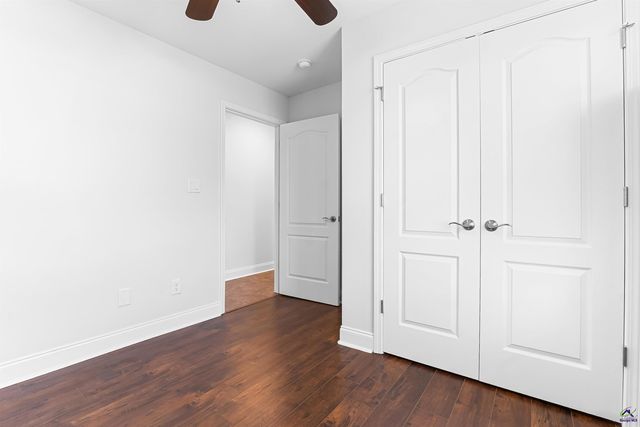 403 Lamplight Drive, Byron, GA 31008