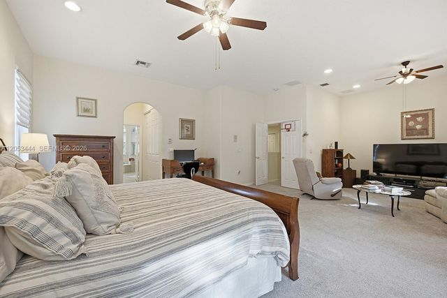 5242 SW 158th Ave, Miramar, FL 33027