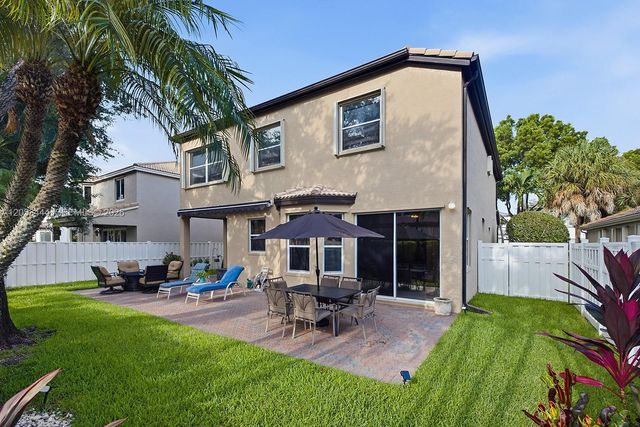 5242 SW 158th Ave, Miramar, FL 33027