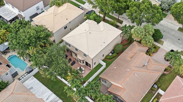 5242 SW 158th Ave, Miramar, FL 33027