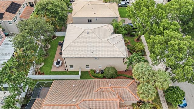 5242 SW 158th Ave, Miramar, FL 33027