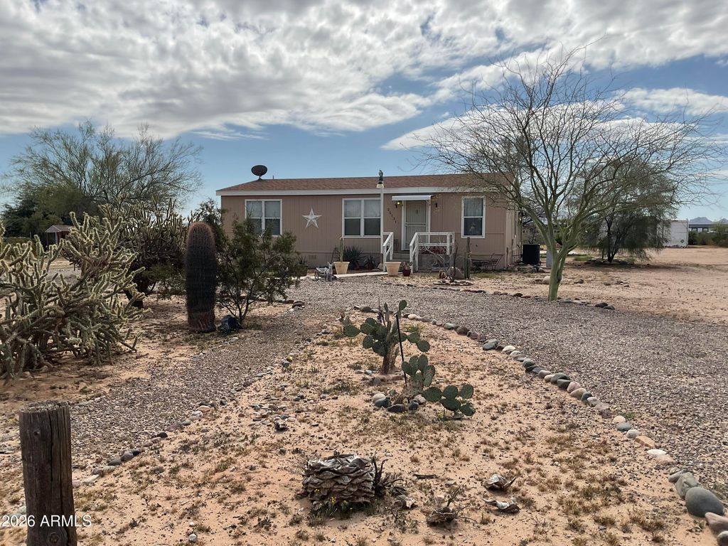 25131 W Gambit Trail, Wittmann, AZ 85361