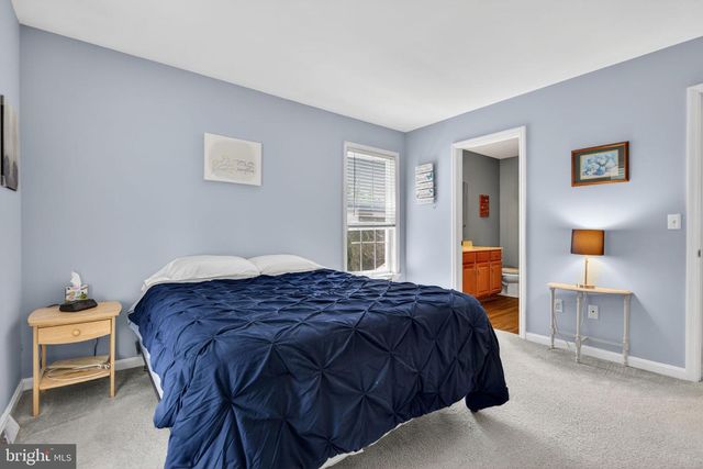 40 BATTENS CIR, Leola, PA 17540