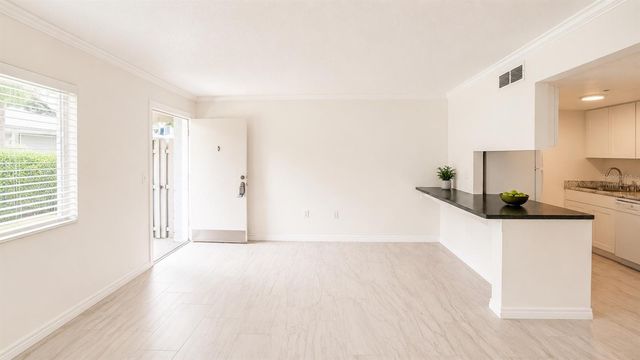 120 BLUE POINT WAY 170, Altamonte Springs, FL 32701