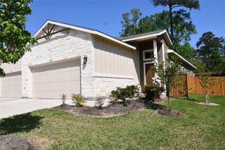 106 Wickersham B, Conroe, TX 77304