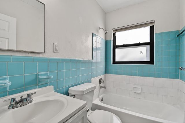 1257 W 35th Street, Riviera Beach, FL 33404