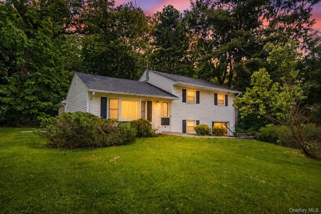 35 Windwood Drive, Newburgh, NY 12550
