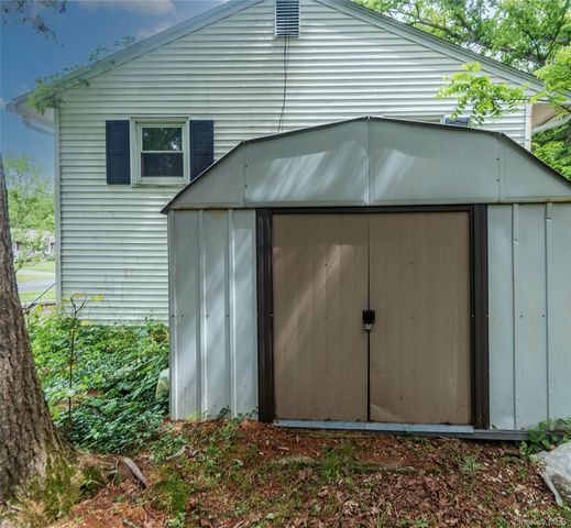 35 Windwood Drive, Newburgh, NY 12550
