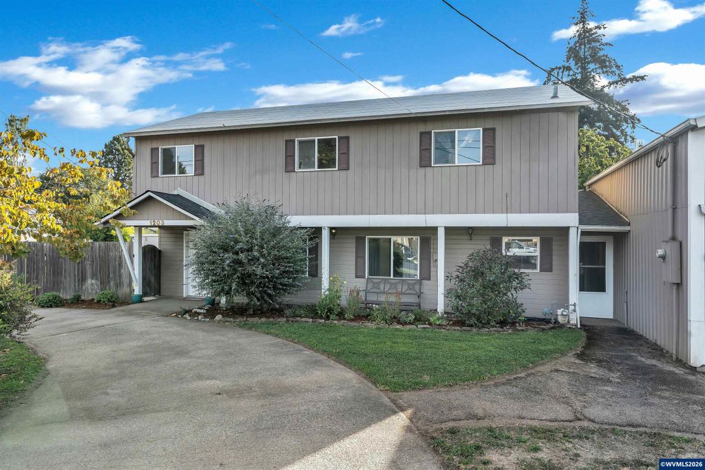 Image 1 of property listing at 1203 Oak St, Amity, OR 97101
