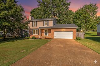 208 Turnbrook Ln, Franklin, TN 37064