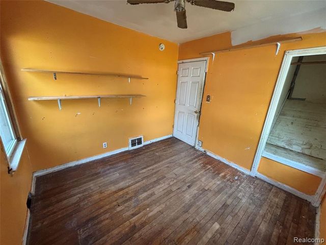 15839 Knight, Redford, MI 48239