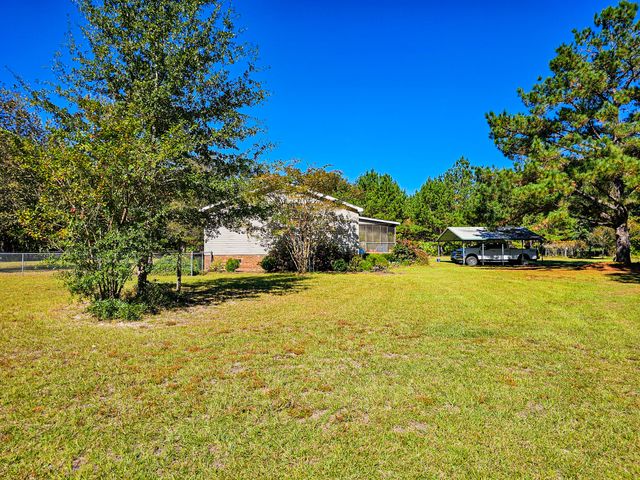 2869 Turkey Cut Road, Smoaks, SC 29481