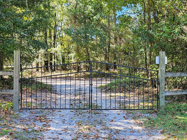 2869 Turkey Cut Road, Smoaks, SC 29481