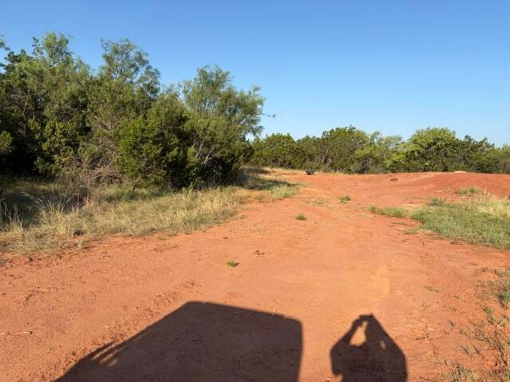 Image 19 of property listing at 2400 N Hwy 277, Blackwell, TX 79506