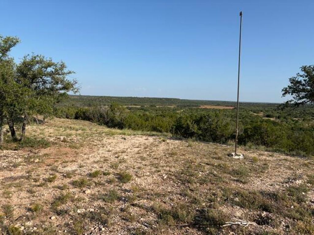 Image 21 of property listing at 2400 N Hwy 277, Blackwell, TX 79506
