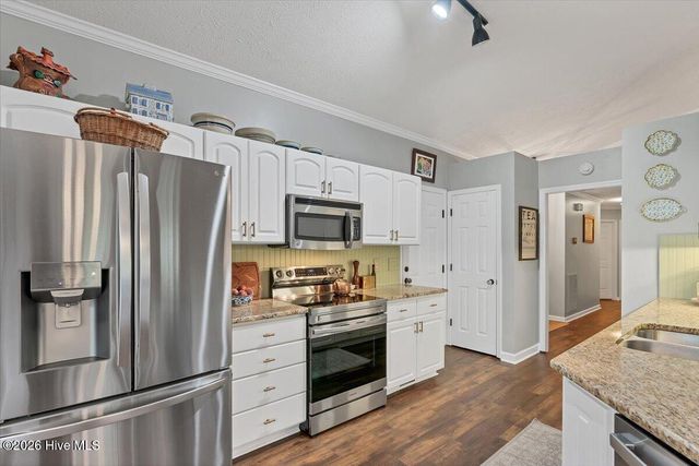 140 Crimson Court, Carthage, NC 28327