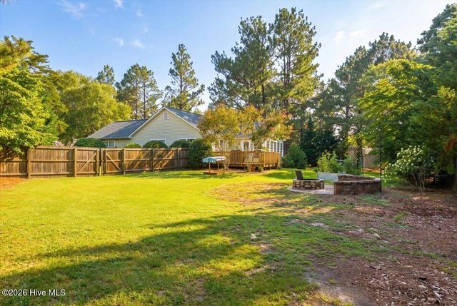 140 Crimson Court, Carthage, NC 28327