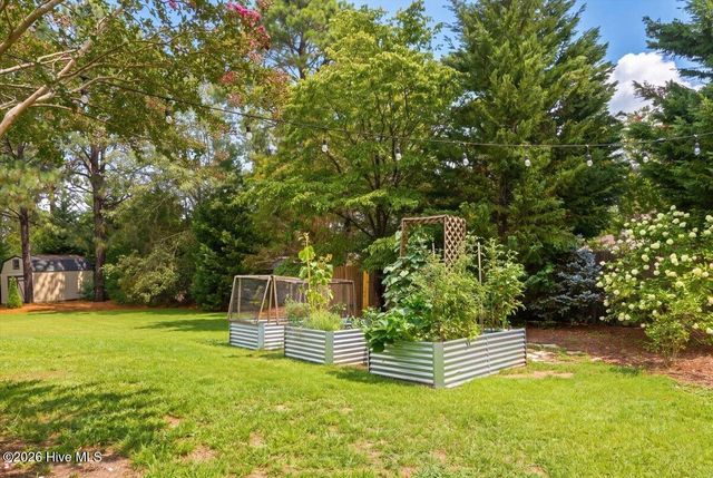 140 Crimson Court, Carthage, NC 28327
