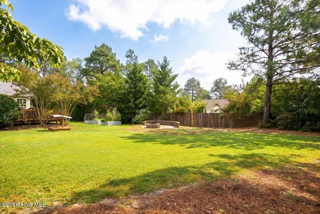 140 Crimson Court, Carthage, NC 28327