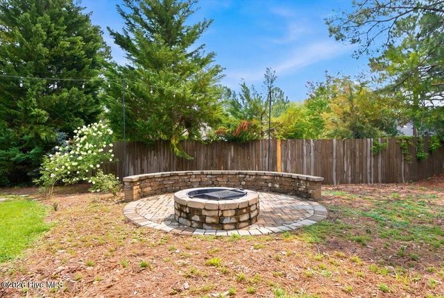 140 Crimson Court, Carthage, NC 28327