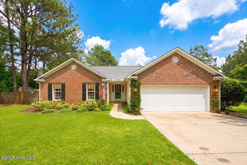 140 Crimson Court, Carthage, NC 28327