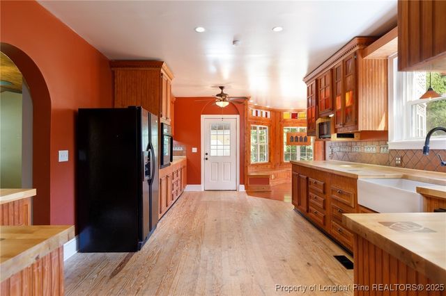 305 N Fayetteville Street, Parkton, NC 28371