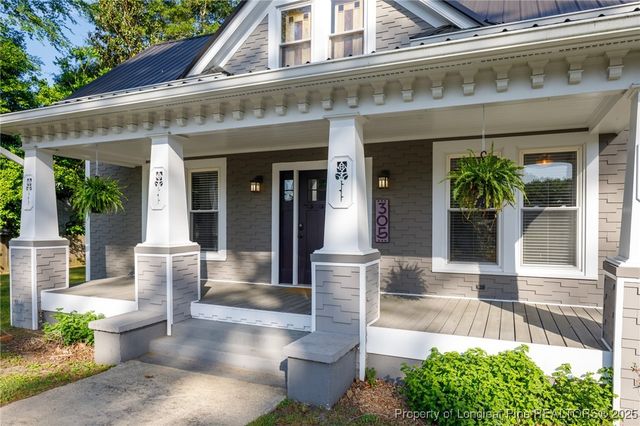 305 N Fayetteville Street, Parkton, NC 28371