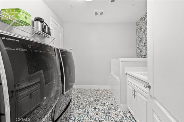 20948 Center Street, Riverside, CA 92507