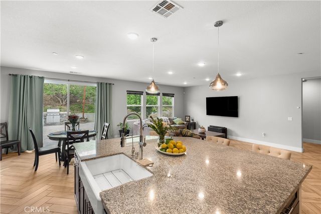 20948 Center Street, Riverside, CA 92507