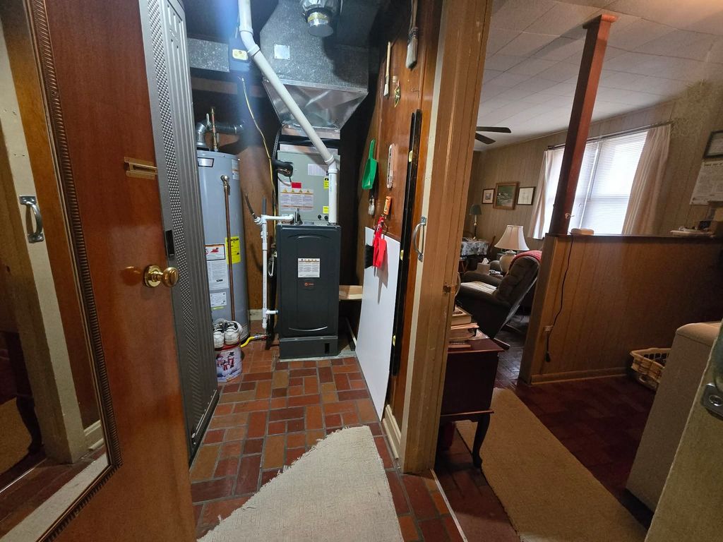 Image 41 of property listing at 21 Rushton Drive, Mt Vernon, IL 62864