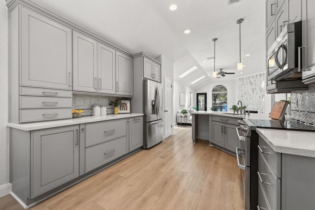 13536 Anarosa LOOP, Austin, TX 78727