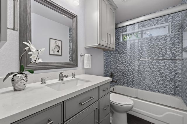 13536 Anarosa LOOP, Austin, TX 78727