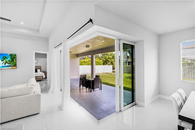 3305 NW 1st TER, Cape Coral, FL 33993